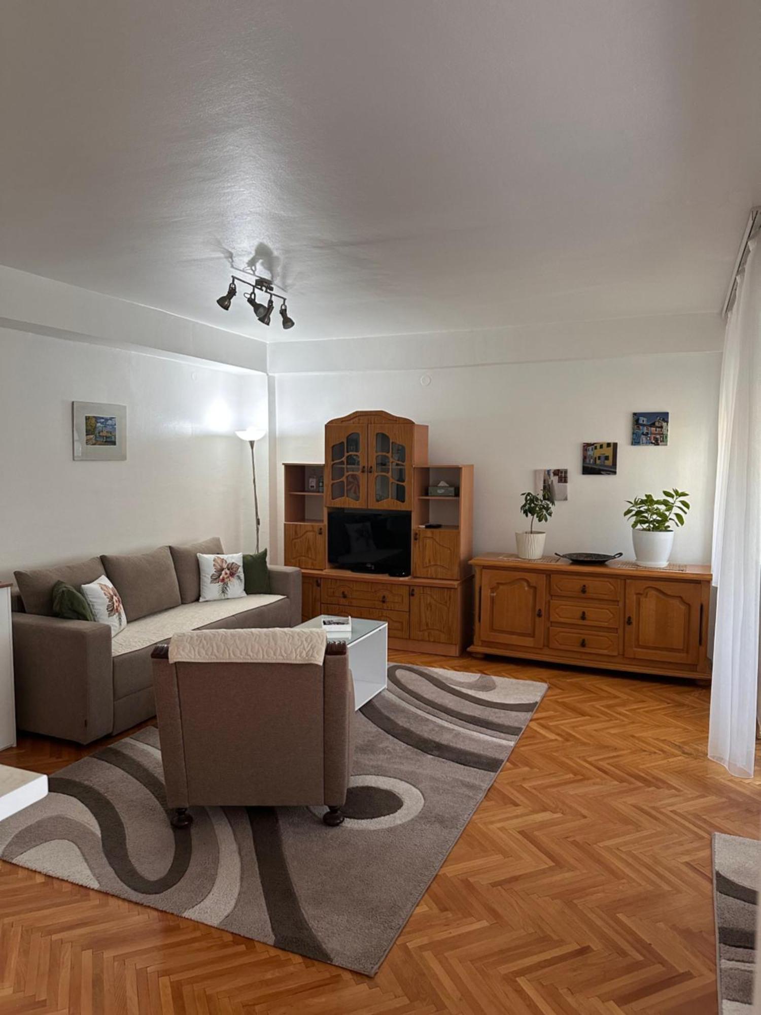 Viktor Apartment Kumanova Dış mekan fotoğraf