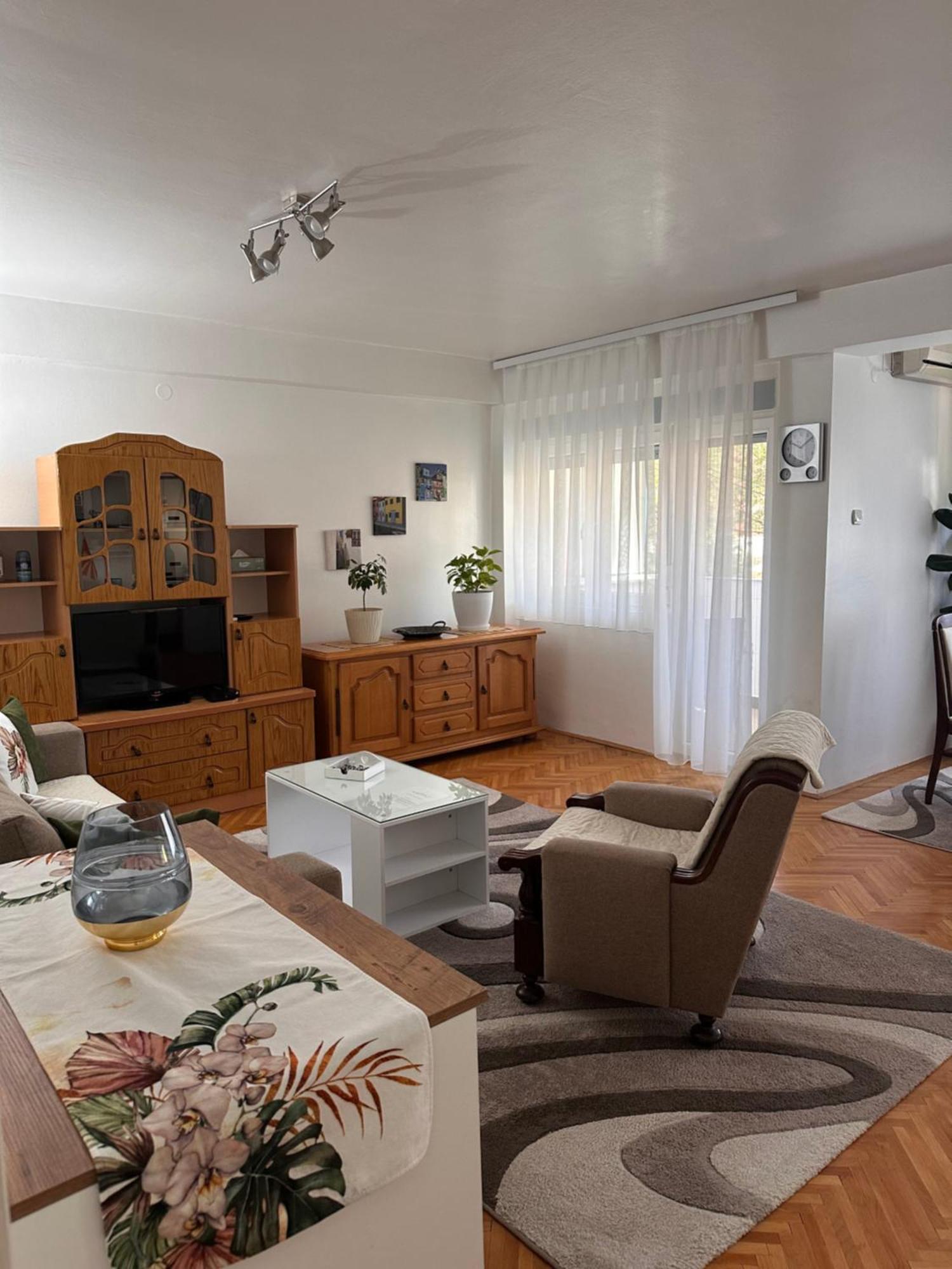 Viktor Apartment Kumanova Dış mekan fotoğraf